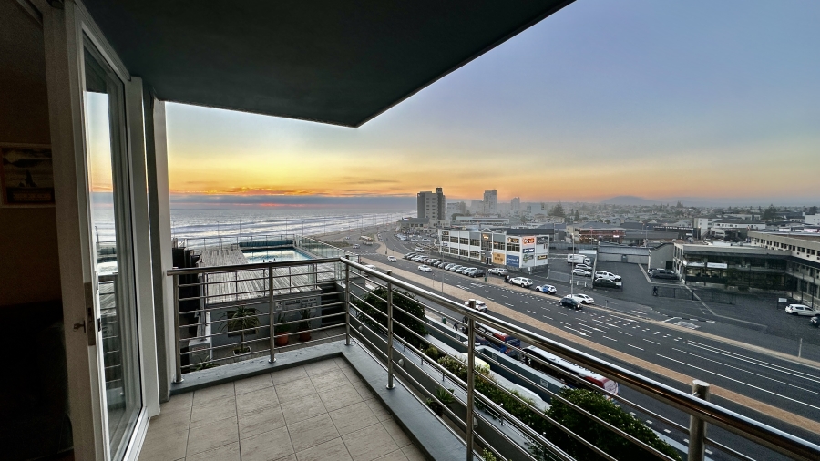 2 Bedroom Property for Sale in Waves Edge Western Cape